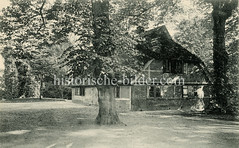 Altes Bild der Bauernkate Rauhes Haus - Keimzelle der gleichnamigen Stiftung,  die sich um verhaltensauffällige oder straffällig gewordene arme Hamburger Kinder kümmerte.