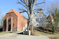 Wredenhagen ist ein Ortsteil der Gemeinde Eldetal im  Landkreis Mecklenburgische Seenplatte in Mecklenburg-Vorpommern.