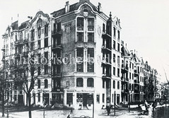 Historische Bilder aus dem Hamburger Stadtteil Borgfelde; Etagenhaus / Wohngebäude mit Geschäft an der Borgfelder Straße / Brekelbaumspark.