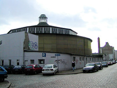 Die Schilleroper ist ein denkmalgeschütztes Zirkus-Theater in Hamburg-St. Pauli.  (2002)