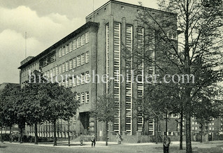 Historische Ansicht der Jahnschule in Hamburg-Harvestehude, Bogenstraße.