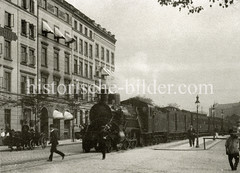 Güterzug auf der Verbindungsbahn in Hamburg Rotherbaum.
