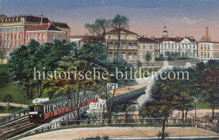 Hochbahnviadukt bei den Hamburger Landungsbrücken, Hamburg Neustadt / St. Pauli, blick auf das Seemannsheim.