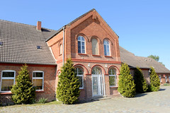 Groß Gievitz ist ein Ortsteil der Gemeinde Peenehagen im Landkreis Mecklenburgische Seenplatte in Mecklenburg-Vorpommern.