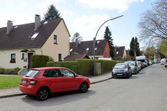 Fotos aus dem Hamburger Stadtteil Groß Borstel, Bezirk Hamburg Nord; Siedlungshäuser, Reihenhäuser im Stutzenkamp.