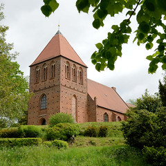 Garz, Rügen ist eine Landstadt im Landkreis Vorpommern-Rügen in Mecklenburg-Vorpommern