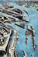 Alte Luftaufnahme vom Hamburger Jonashafen / Niederhafen - im Hintergrund der Sandtorhafen / Grasbookhafen /  Segelschiffhafen / Hansahafen; oben lks. der Baakenhafen und die Elbbrücken  (ca. 1923).
