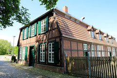 Teterow  ist eine Stadt im Landkreis Rostock in Mecklenburg-Vorpommern; Rückseite der historischen Stadtmühle.