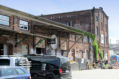 Fotos aus dem Hamburger Stadtteil Hafencity, Bezirk Hamburg Mitte; historische Lagergebäude im Oberhafenquartier / Stockmeyerstraße.