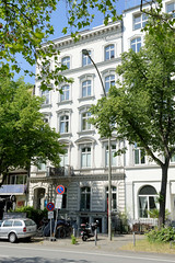 Fotos aus dem Hamburger Stadtteil Sankt Pauli, Bezirk Hamburg Mitte;  historische Etagenhäuser im Baustil der Gründerzeit in der Feldstraße.
