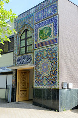 Fotos aus dem Hamburger Bezirk und Stadtteil Wandbek; Moschee mit Mosaikfassade in der Efftingerstraße.