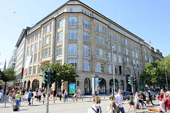 Fotos aus dem Hamburger Stadtteil Altstadt, Bezirk Hamburg Mitte; Kontorhaus / Geschäftsgebäude an der Spitalerstraße, Ecke Glockengiesserwall.
