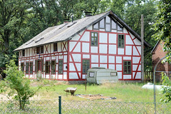 Gorlosen  ist ein Ortsteil der gleichnamigen Gemeinde im Amt Grabow -  Landkreis Ludwigslust-Parchim in Mecklenburg-Vorpommern.