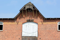 Fotos aus dem Hamburger Stadtteil Kleiner Grasbrook, Bezirk Mitte; Dachwinde am Lagerhaus G beim Dessauer Ufer im Saale-Hafen.