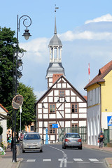 Nowe Warpno (Neuwarp) ist eine Stadt und Sitz der gleichnamigen Stadt- und Landgemeinde Nowe Warpno im Powiat Policki der polnischen Woiwodschaft Westpommern.