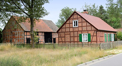 Bömenzien ist ein Ortsteil der Gemeinde Zehrental im Landkreis Stendal in Sachsen-Anhalt.