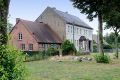 Krinitz ist ein Ortsteil der Gemeinde Milow, Amt Grabow im Landkreis Ludwigslust-Parchim in Mecklenburg-Vorpommern.