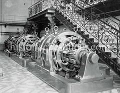 Historische Ansicht vom Maschinenraum im Kraftwerk Bullerdeich in Hamburg Hammerbrook.