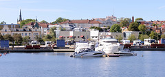 Oskarshamn    ist eine Stadt an der Ostseeküste  in der schwedischen Provinz Kalmar län und der historischen Provinz Småland.