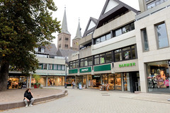 Höxter ist eine Stadt  in Nordrhein-Westfalen