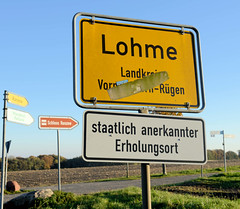Lohme ist ein Ort und Gemeinde im Landkreis Vorpommern-Rügen auf der Insel Rügen in Mecklenburg-Vorpommern.