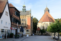 Die Stadt   Ahlen  gehört zum Kreis Warendorf  im Norden von Nordrhein-Westfalen.