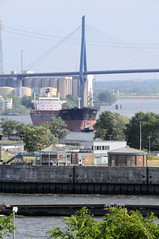 Fotos der Köhlbrandbrücke im Hamburger Hafen - Verbindung zwischen den Stadtteilen Steinwerder und Wilhelmsburg; Blick vom Altoner Balkon.