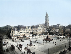 Historische Ansicht von Dresden; Altmarkt mit Siegesdenkmal und Kreuzkirche - Straßenbahn / Pferdedroschken.