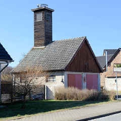 Coschen (niedersorbisch Kóšyna)  ist ein Ortsteil der Gemeinde Neißemünde im Landkreis Oder-Spree im Land Brandenburg.