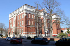 Guben (niedersorbisch und polnisch Gubin)  ist eine Kleinstadt im Landkreis Spree-Neiße in der brandenburgischen Niederlausitz.