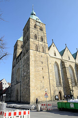 Osnabrück ist eine Stadt in Niedersachsen und Sitz des gleichnamigen Landkreises.
