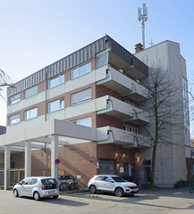 Telgte  ist eine Stadt im Kreis Warendorf im Bundesland Nordrhein-Westfalen; Wohngebäude mit Balkons.