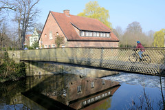 Telgte  ist eine Stadt im Kreis Warendorf im Bundesland Nordrhein-Westfalen;  Mühle am Emstor.