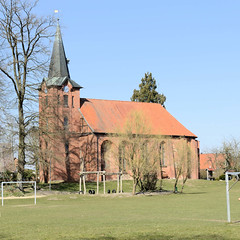 Altenmedingen ist ein Ort und gleichnamige Gemeinde am nordöstlichen Rande der Lüneburger Heide im Landkreis Uelzen, Niedersachsen.