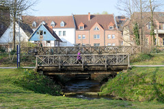 Telgte  ist eine Stadt im Kreis Warendorf im Bundesland Nordrhein-Westfalen; Holzbrücke an der Ems.