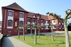 Bad Iburg  ist eine Stadt und Kneippkurort  im Landkreis Osnabrück in Niedersachsen.