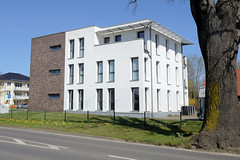 Eldena ist ein Ortsteil der Hansestadt Greifswald in Mecklenburg-Vorpommern; modernes Wohnhaus - Neubau.