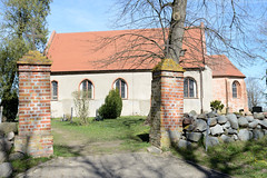 Rubkow ist ein Ort und gleichnamige Gemeinde im Landkreis Vorpommern-Greifswald im Bundesland Mecklenburg-Vorpommern; Dorfkirche Kirchenschiff.