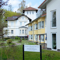Medingen ist ein Ortsteil von Bad Bevensen in Niedersachsen;  Seniorenpflegeheim.