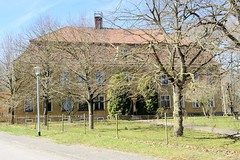 Rubkow ist ein Ort und gleichnamige Gemeinde im Landkreis Vorpommern-Greifswald im Bundesland Mecklenburg-Vorpommern; Gutshaus.