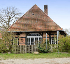 Morass ist ein Ort in der gleichnamigen Gemeinde  im Landkreis Ludwigslust-Parchim in Mecklenburg-Vorpommern; Fachwerk-Wohnhaus - umgebaute Scheune.