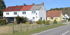 Zemitz ist ein Ort und gleichnamige Gemeinde im Landkreis Vorpommern-Greifswald im Bundesland Mecklenburg-Vorpommern; Wohnhäuser.