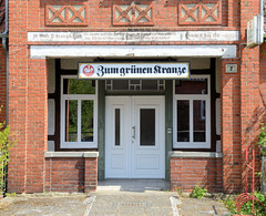 Bruchtorf ist ein Ortsteil in der Gemeinde Jelmstorf im niedersächsischen Landkreis Uelzen; Gasthof zum grünen Kranze - Sinnspruch über der Tür.