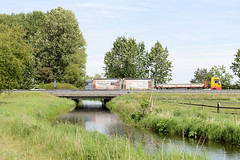 Lauf des Neuen Kanals beim Dorf Tuckhude, Neustadt-Glewe; - im Hintergrund die A24 / Erlebnisstraße der deutschen Einheit.