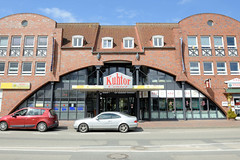 Oldenburg in Holstein  ist eine Stadt in Schleswig-Holstein im Kreis Ostholstein; Einkaufscentrum - Kuhtor Center.