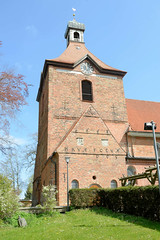 Oldenburg in Holstein  ist eine Stadt in Schleswig-Holstein im Kreis Ostholstein;  Sankt Johanniskirche.