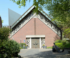 Laboe ist eine Gemeinde im Kreis Plön in Schleswig-Holstein;  Anker Gottes-Kirche - erbaut 1972.