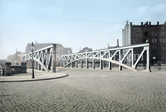 Eisenbrückenträger über den Mittelkanal an der Amsinckstraße in Hamburg Hammerbrook.