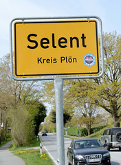 Selent ist ein Ort und gleichnamige Gemeinde im Kreis Plön in Schleswig-Holstein;  Ortschild.