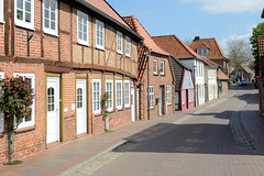 Oldenburg in Holstein  ist eine Stadt in Schleswig-Holstein im Kreis Ostholstein; ; Fachwerkgebäude, Wohnhäuser in der Kleinen Schmützstraße.